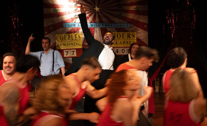 Η LostinAthens πάει θέατρο: “Σκοτώνουν τα άλογα όταν γεράσουν”